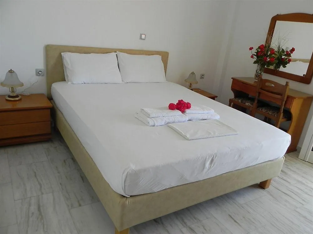 Diamanto Complex Aparthotel Karavomylos